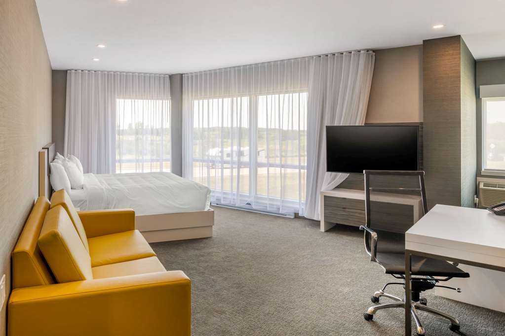 Quality Inn & Suites Mont-Joli Habitación foto